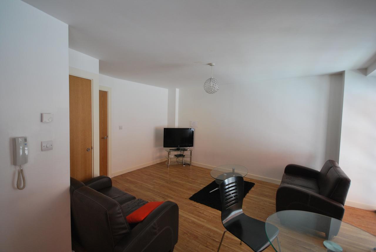 Atana Apartments Манчестер Екстер'єр фото