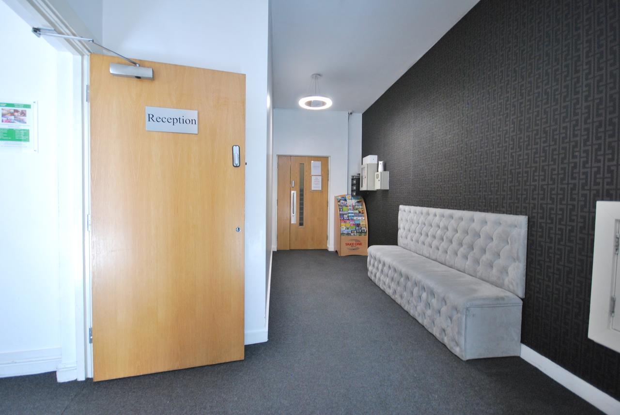 Atana Apartments Манчестер Екстер'єр фото